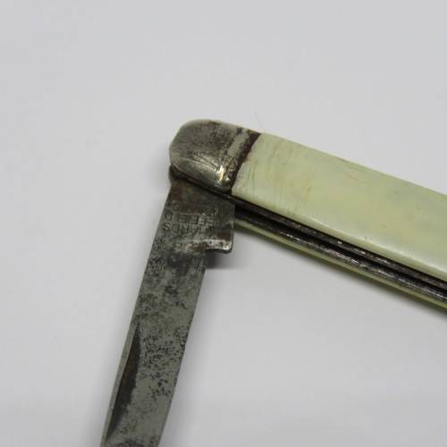 Vintage Richards mini keychain pocket knife