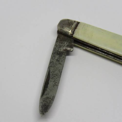 Vintage Richards mini keychain pocket knife
