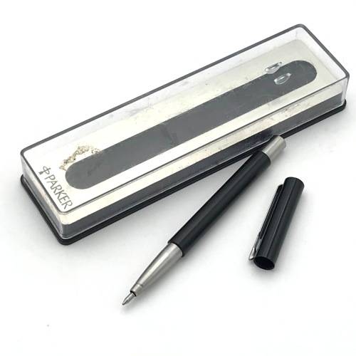 Vintage Parker ball point pen in case ( Spring missing)