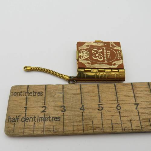 1953 Elizabeth Regina II Coronation photo booklet keyring holder