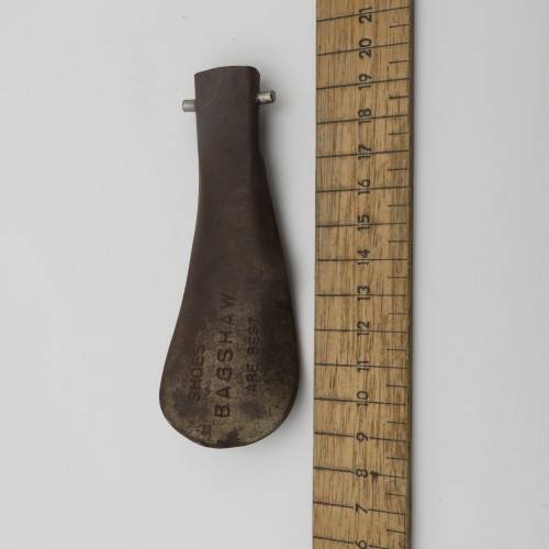 Vintage Bagshaw foldable shoe horn