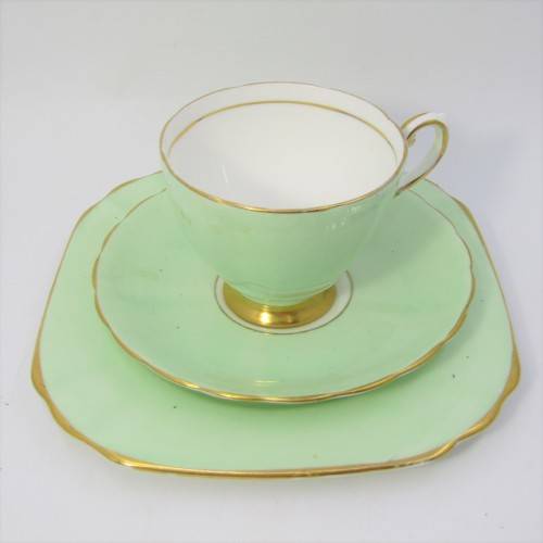 Vintage Tuscan porcelain trio