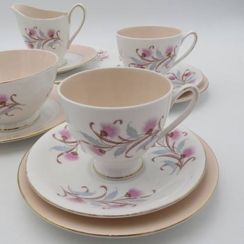 Royal Standard tea set - 4 trios, cake plate, sugar bowl, milk jug - 15 Pieces