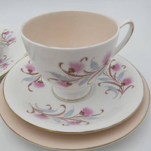 Royal Standard tea set - 4 trios, cake plate, sugar bowl, milk jug - 15 Pieces