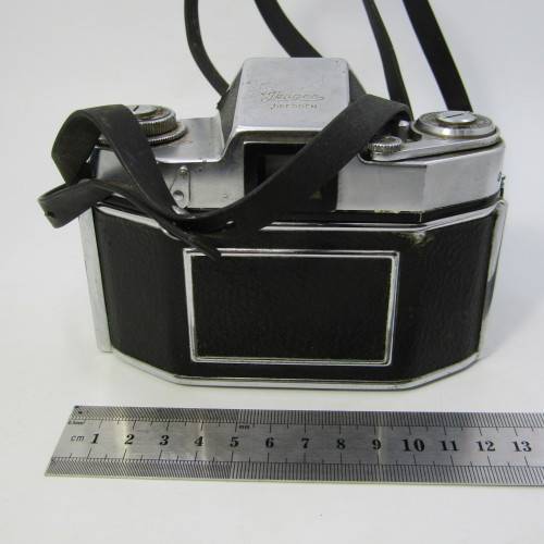 Vintage EXA11 Jhagee Dresden camera
