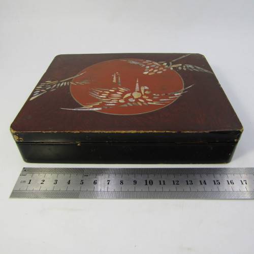 Vintage Japanese jewellery box with mother of pearl inlays