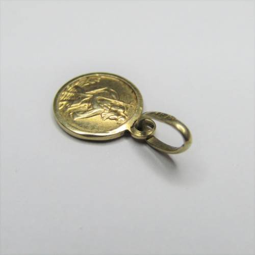 9kt Gold St. Christopher charm pendant - weighs 0,6g