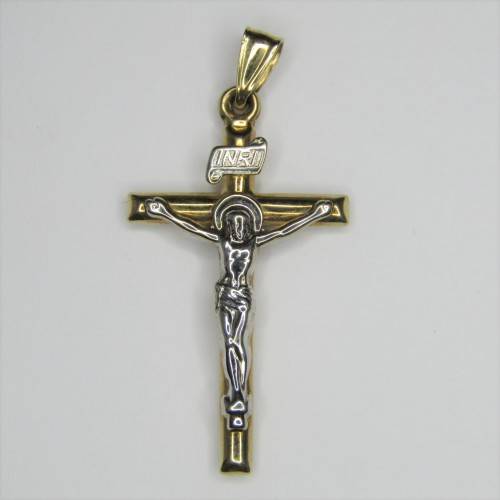 9kt Gold Crucifix pendant - weighs 1,3g