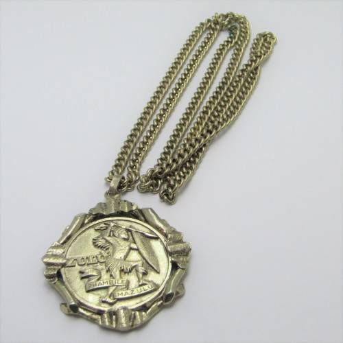 Costume jewellery Phambile Muzulu ZULU pendant and necklace - 39cm
