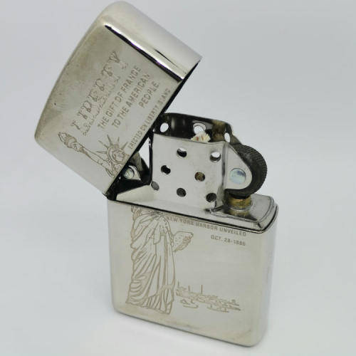 Original Zippo with Statue of Liberty