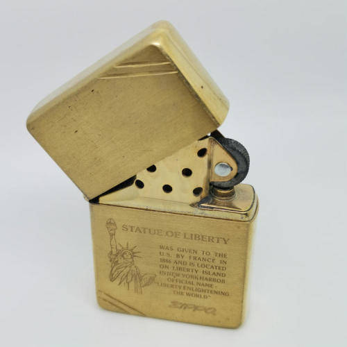 Original Zippo with Statue of Liberty