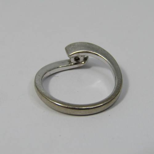18kt White Gold ring with round brilliant diamond of 0.36 carat color I/J - size J