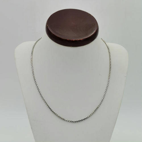 Silver necklace 41cm - weighs 6.9g