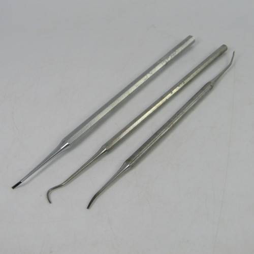 Lot of 7 different dentist tools