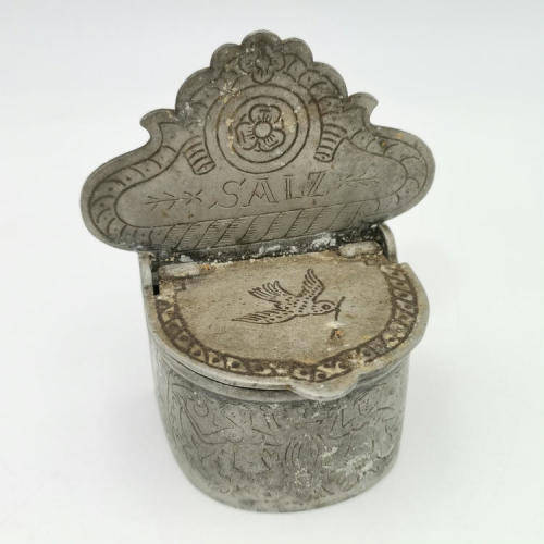 Antique Gnadental Zinn Edward Scholl German pewter salt holder