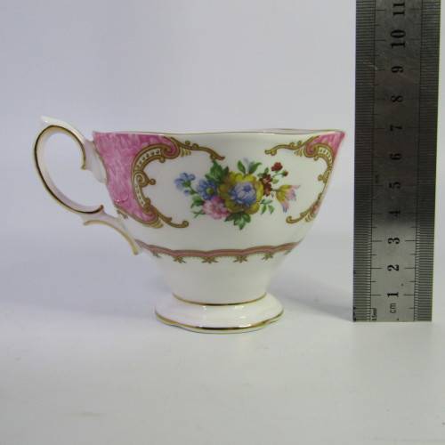 Royal Albert Lady Carlyle trio