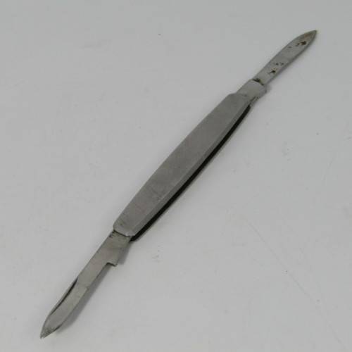 Vintage pocket lighter & pocket knife in pouch - not working