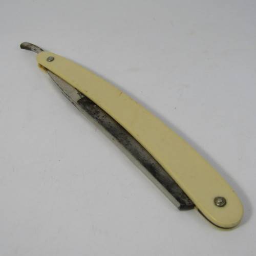 Vintage Clauss straight razor