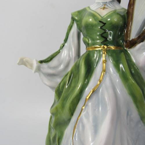 Royal Doulton Ladies of the British Isles Ireland figurine HN3628