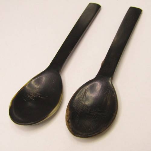 Set of 6 vintage horn spoons