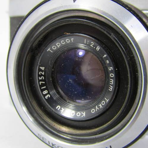 Vintage Toko Topcon film camera with Seikosha-Su Topcar 1:2,8 lens