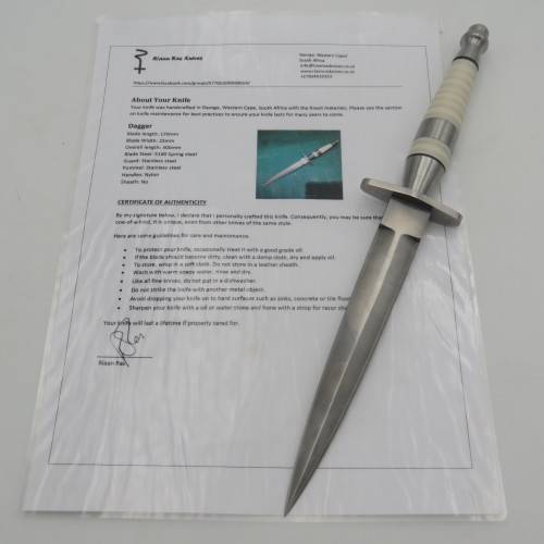 Custom made fixed blade dagger by Riaan Ras with certificate