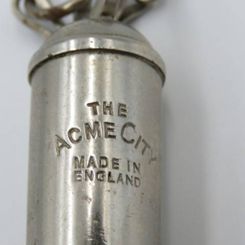 The ACME City whistle with chain