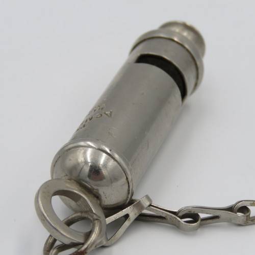 The ACME City whistle with chain