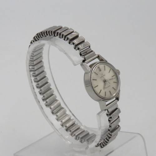 Vintage Omega Geneve manual wind ladies watch - working