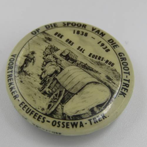 1838 - 1938 Op die spoor van die Groot Trek lapel tinnie badge
