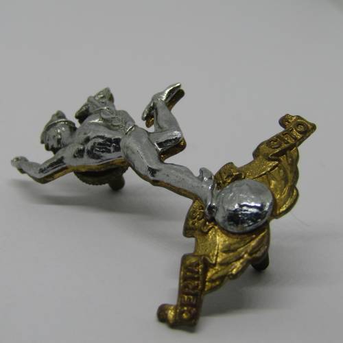 SA Corps of signals cap badge