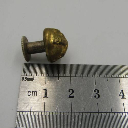Lot of 5 Artillery uniform buttons