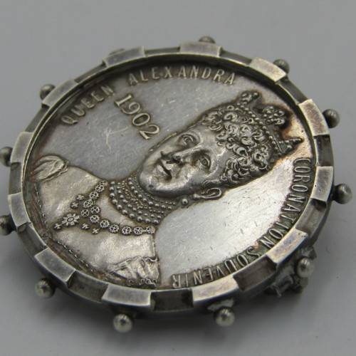 Very rare Sterling silver King Edward VII and Queen Alexandra 1902 Coronation medallion in surround
