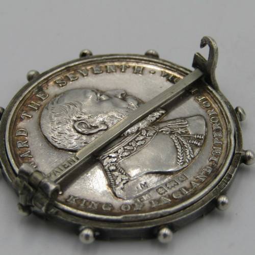 Very rare Sterling silver King Edward VII and Queen Alexandra 1902 Coronation medallion in surround