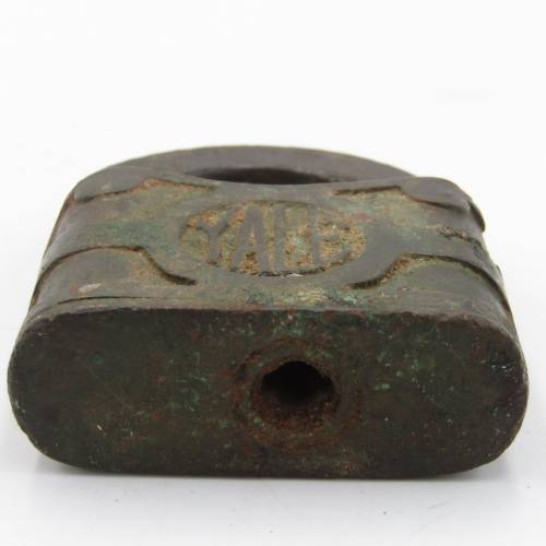 Vintage YALE padlock - medium sized - no key