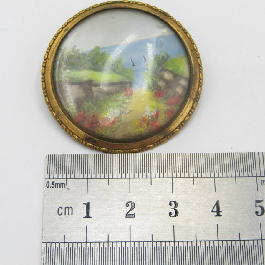 Handpainted antique brooch & pendant in one