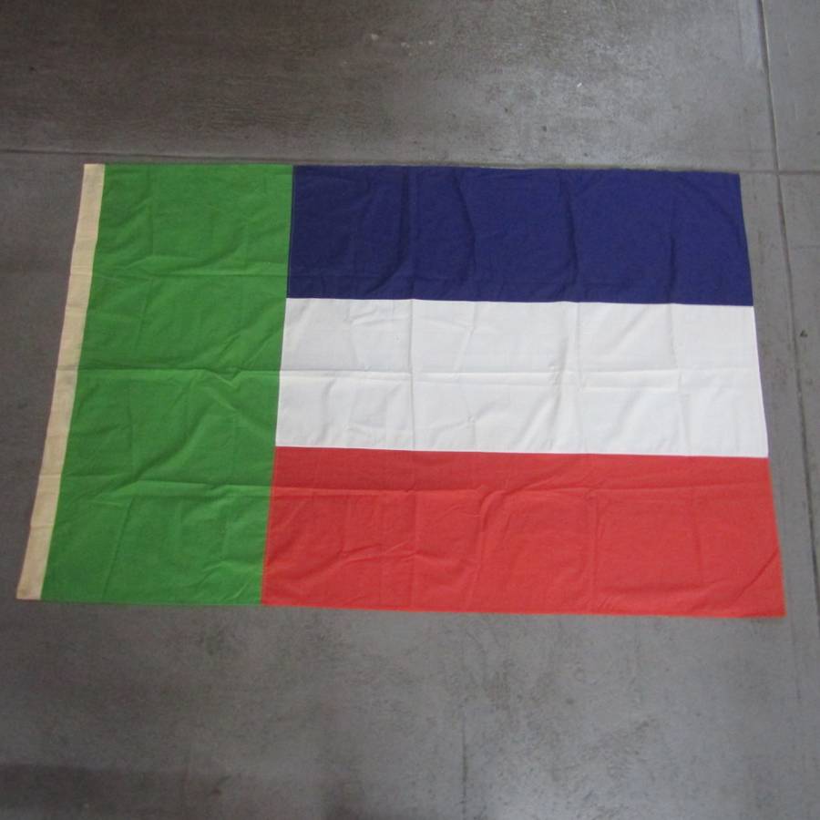 Large ZAR vierkleur flag 180 cm x 120 cm - excellent condition