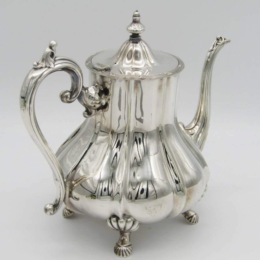 Vintage silverplated coffee pot - excellent condition