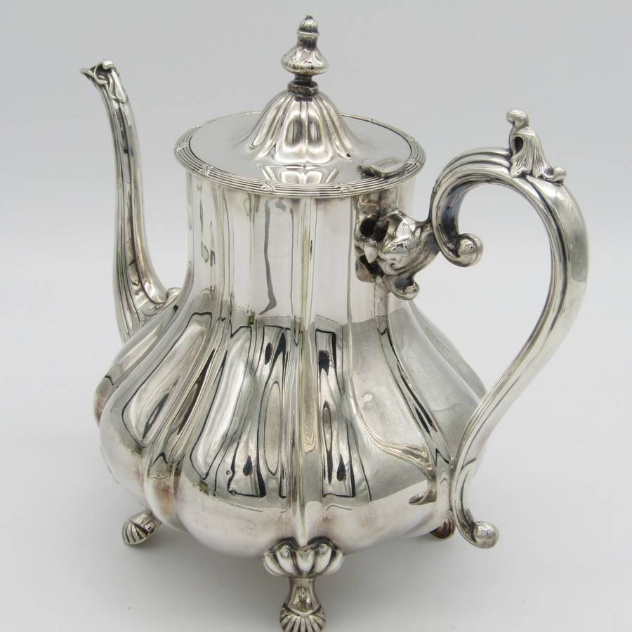 Vintage silverplated coffee pot - excellent condition