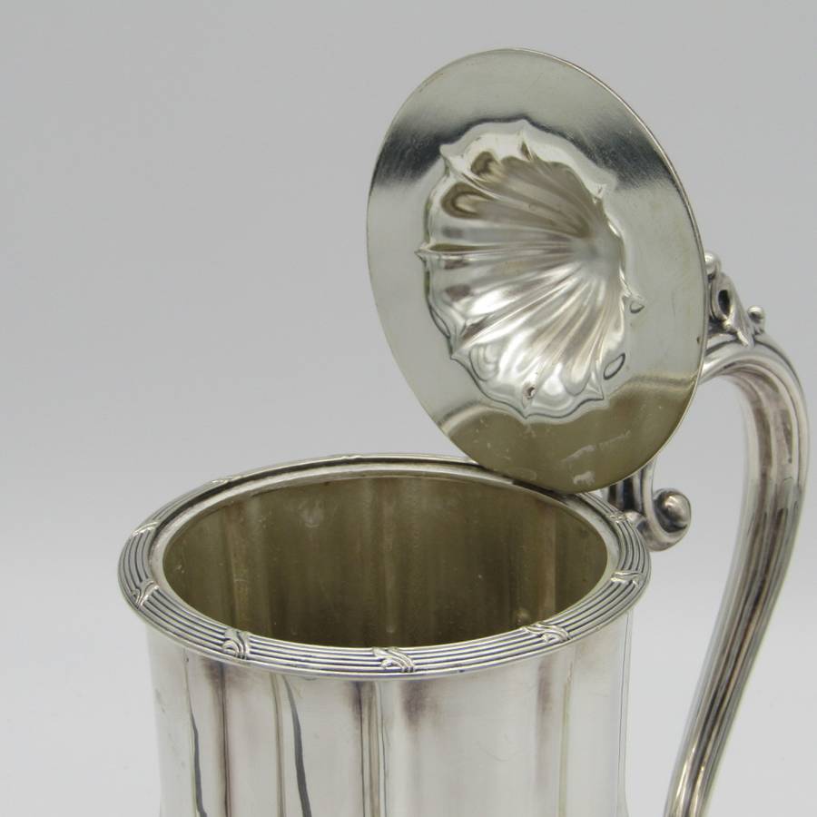 Vintage silverplated coffee pot - excellent condition