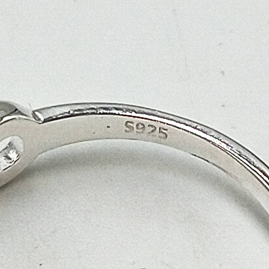 Sterling silver ring with infinity designs - size O - 3g