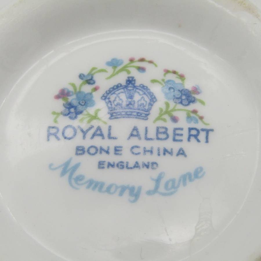 Vintage Royal Albert Memory lane porcelain Trio