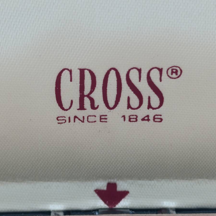 Vintage Cross gold colour slimline pen in case