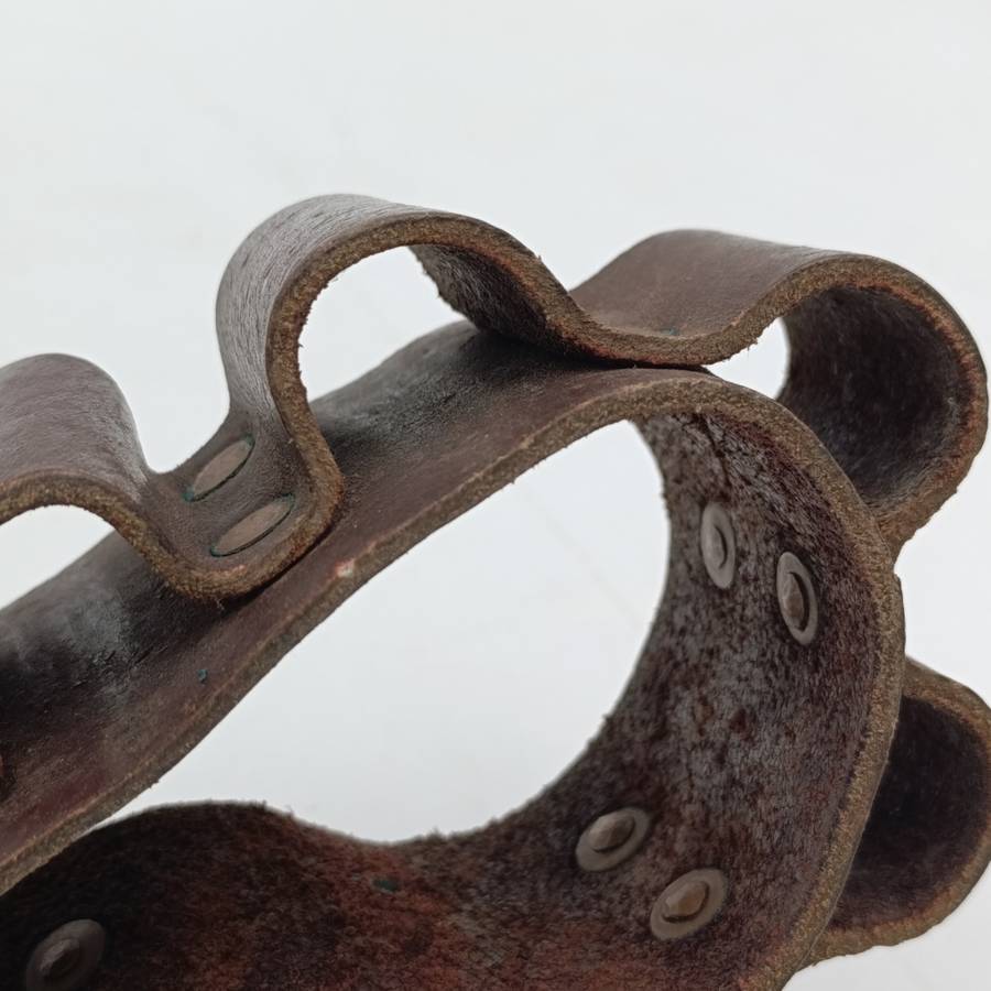 Old Leather military 12 round shotgun ammo belt  104cm long