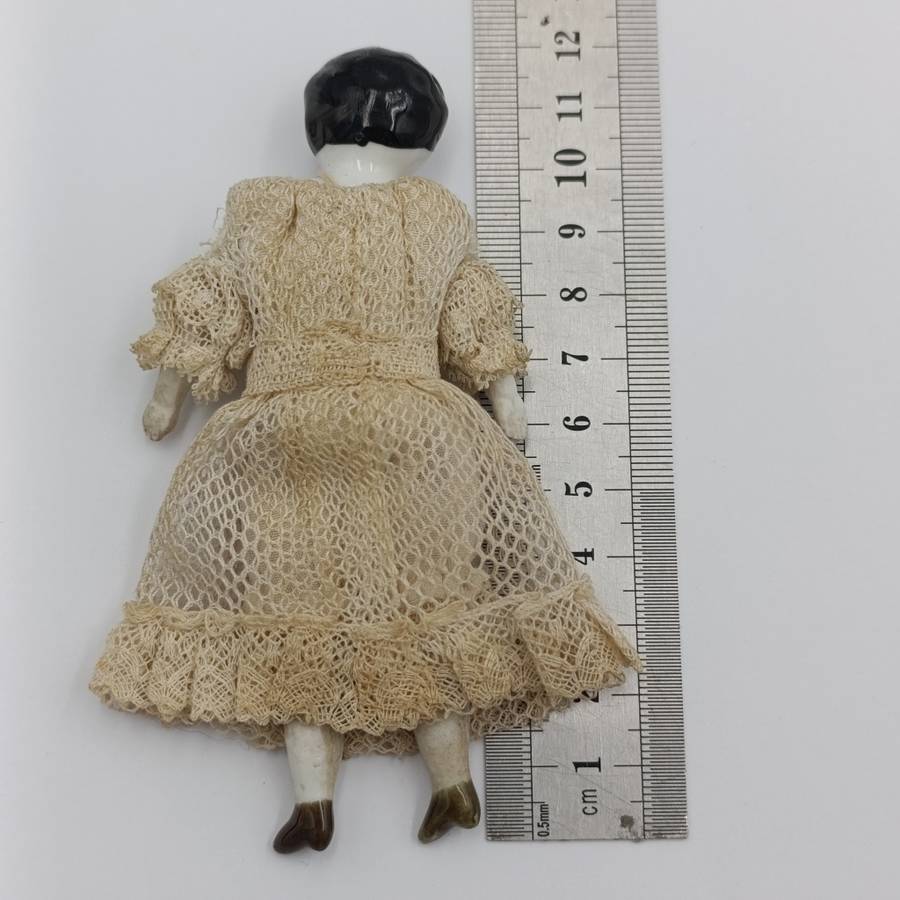 Antique 1890's China head German flat top doll - 12cm high