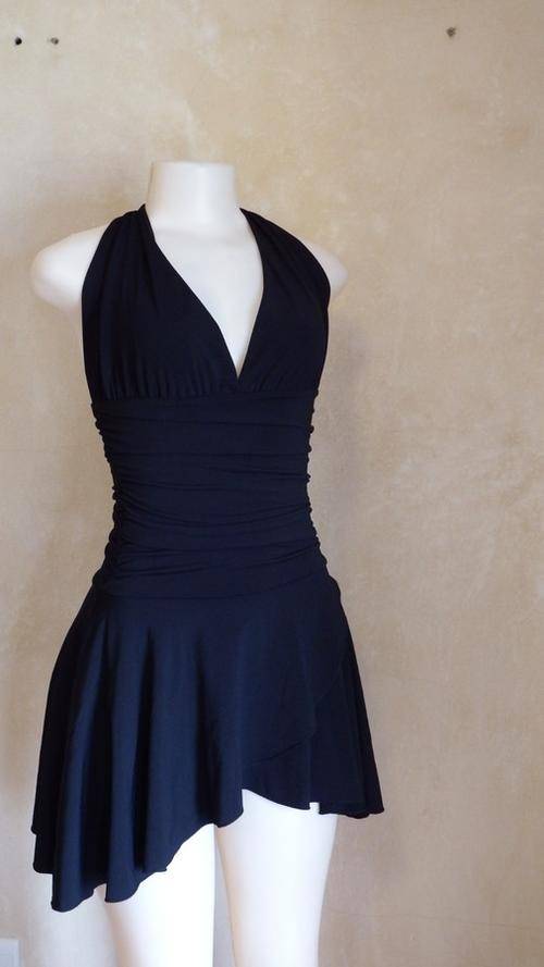 Face off black cocktail dress  - size 8 polyester dress - brand new