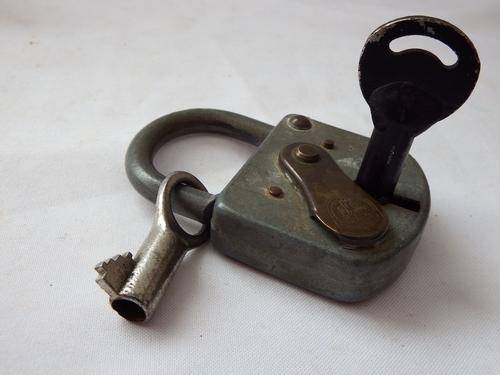 Antique West German Burgh padlock