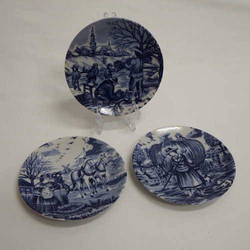 Set of 3 Oude Molen Fabriek B.V. - Delfts Blaauw Small porcelain plates