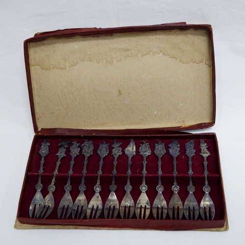 Set of 12 Dutch themed silver plated cake forks