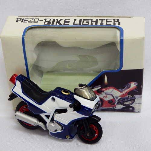 Motorcycle shaped gas lighter - New in box (8315A)